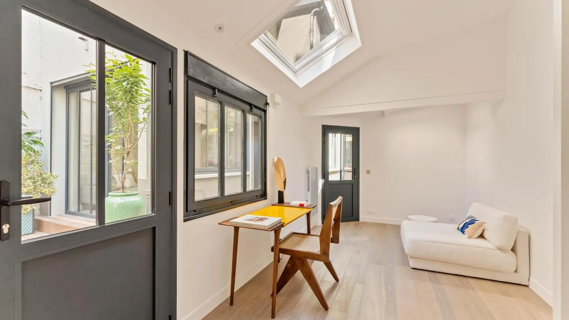 Maison Sevre Babylone Apartment *